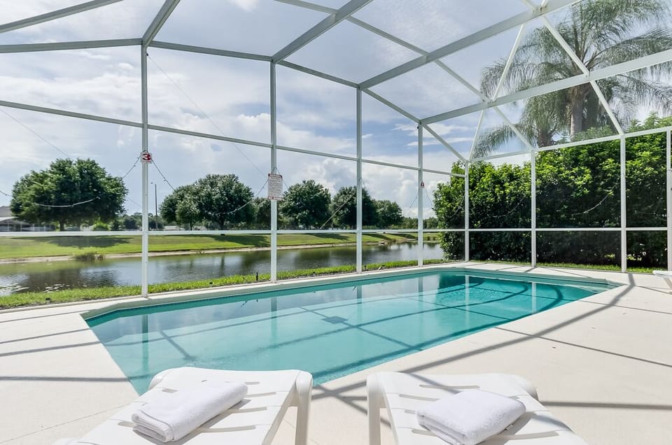 Lakeside Pool
