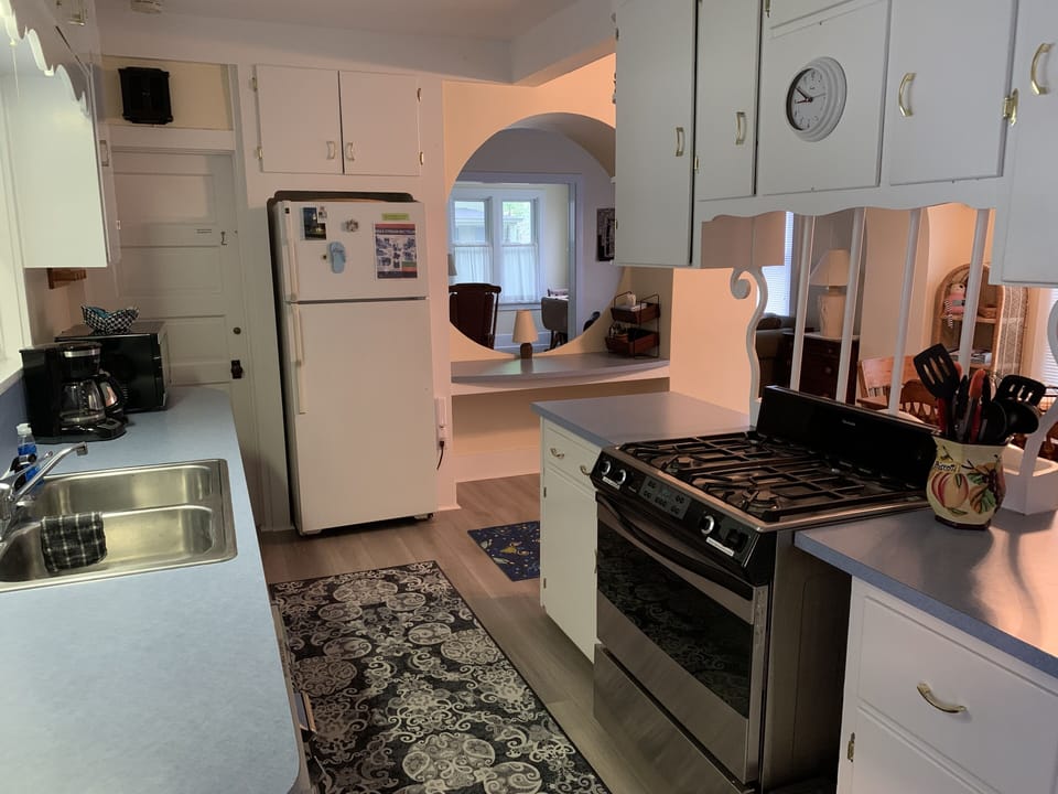 Well-equipped kitchen