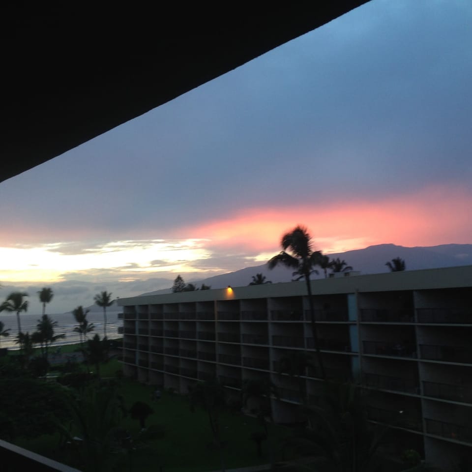 Sunsets from B503 top floorcondo see vrbo.com/700416 for this view instead 