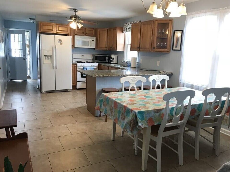 The open floorplan allows for ease of conversation and entertaining.
