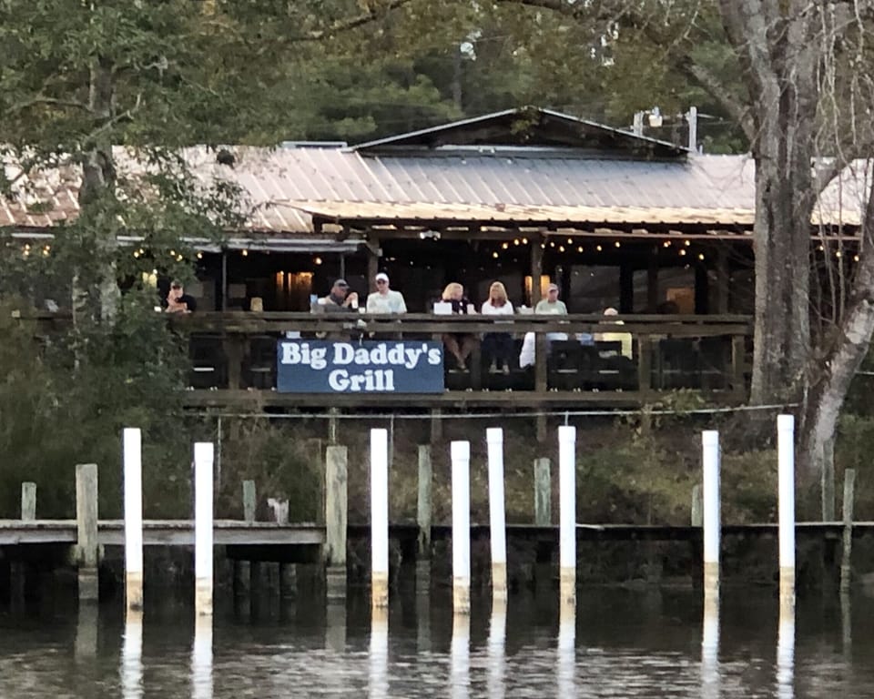 Big Daddy’s Grill is a nearby restaurant via boat, kayak, or car. 