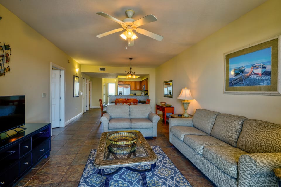 Open Concept Living, Dining, and Kitchen