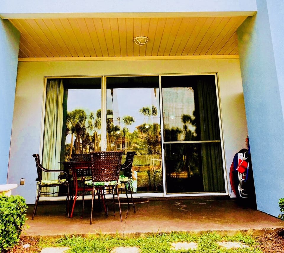 One of only two oversized covered patios within Gulf Place Cabanas. 