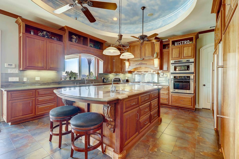 Gourmet Kitchen for the chef that wants it all.