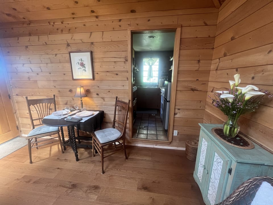 Dining table, kitchen entry (one step)