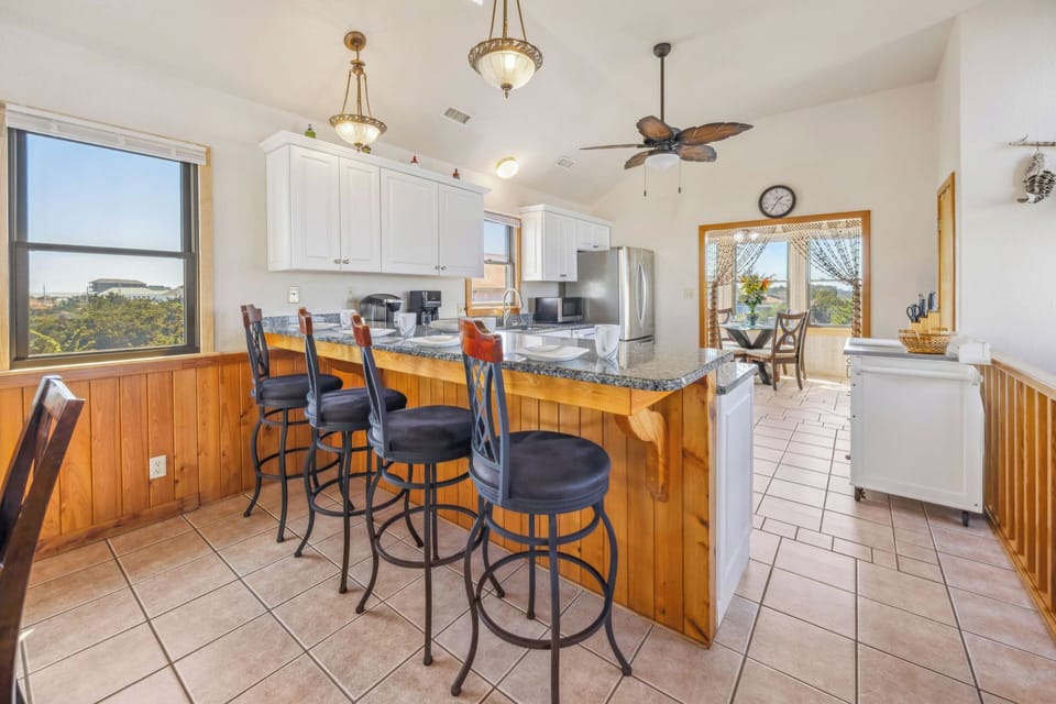 Surf or Sound Realty - 239 - Casablanca - Kitchen -3