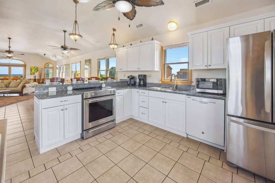 Surf or Sound Realty - 239 - Casablanca - Kitchen -2