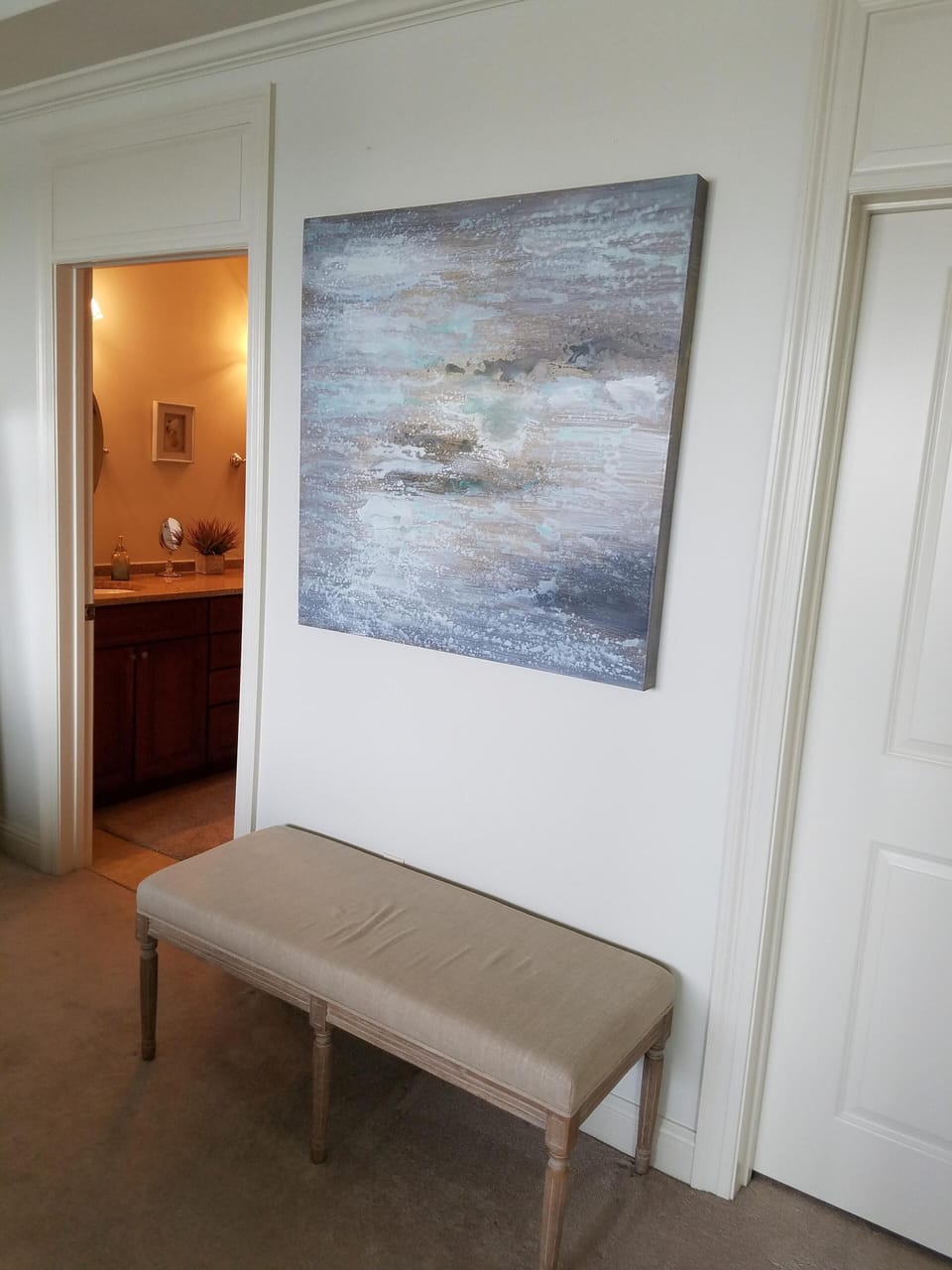 Seated bench in Master bedroom