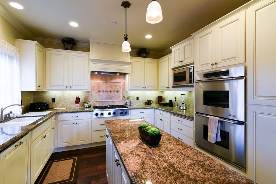 Plenty of space for multiple cooks in the kitchen