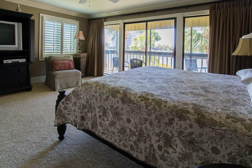 2nd Floor Master Bedroom