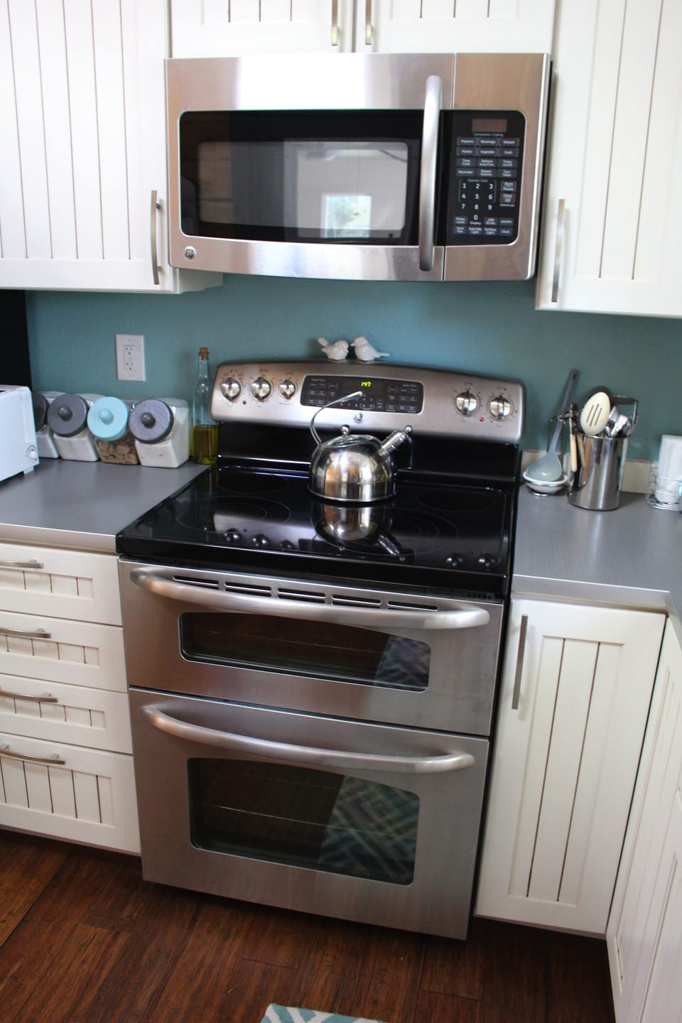 Stainless Steel Appliances - Double Oven 