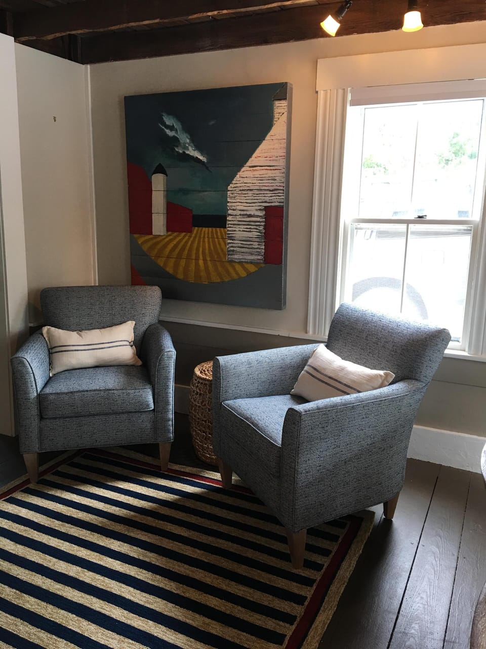 Sitting area within dining room.