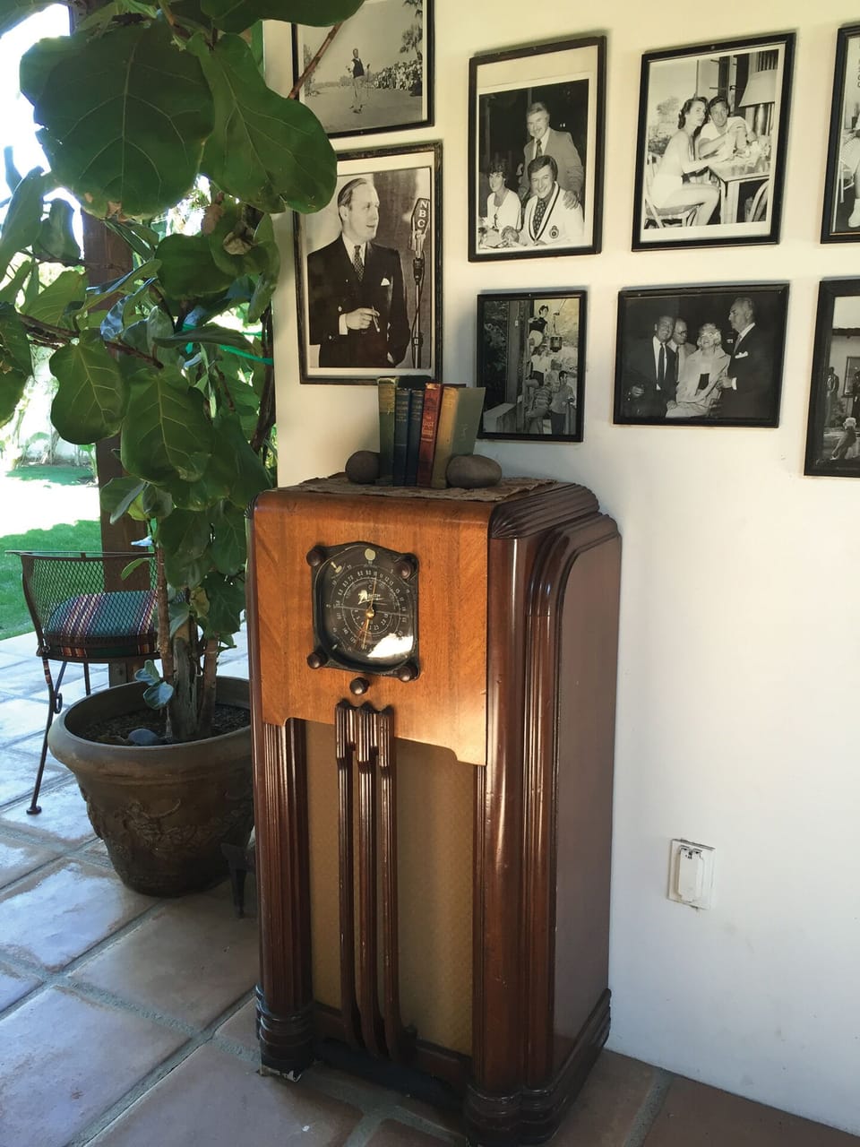 Hollywood and Palm Springs history throughout the property.