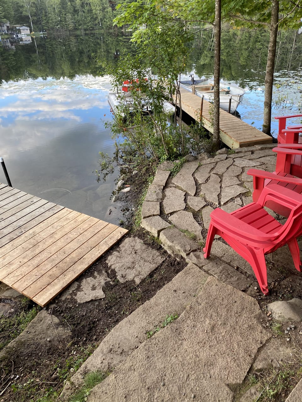Patio seating right on the water