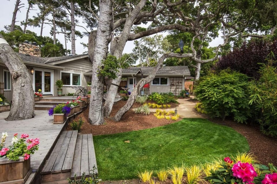 Beautiful Family Gathering Home - Modern & Spacious
Excellent Location