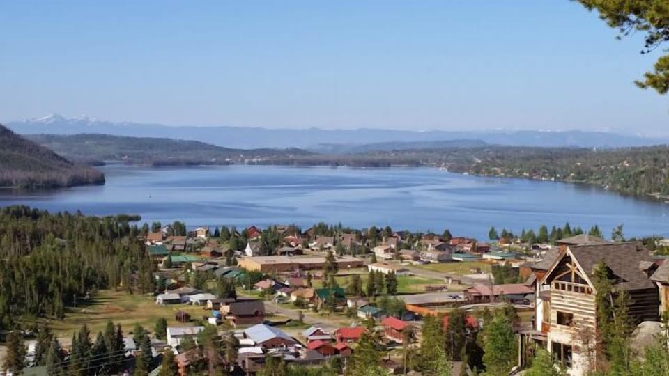 Great view of Shadow Mtn Lake from Grand Lake Lodge, 5 min walk from cabin