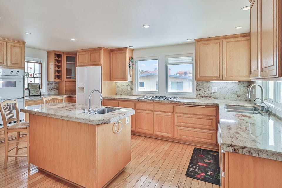 Large kitchen