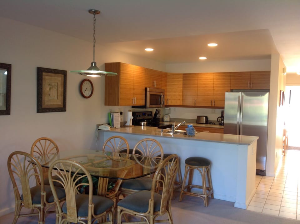 Dining Room with seating for 6 and newly remodeled Kitchen