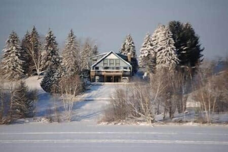 Wildwood Retreat Winter Wonderland