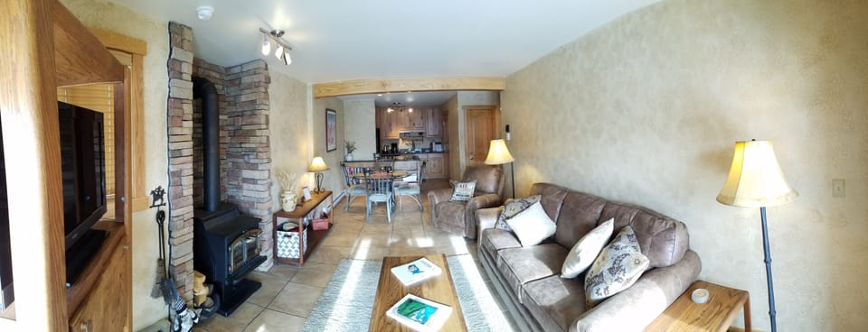 View of living/dining area towards kitchen