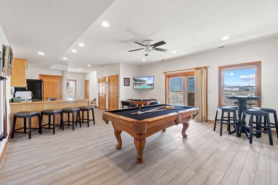 Surf-or-Sound-Realty-468-Beach-Therapy-Game-Room-2