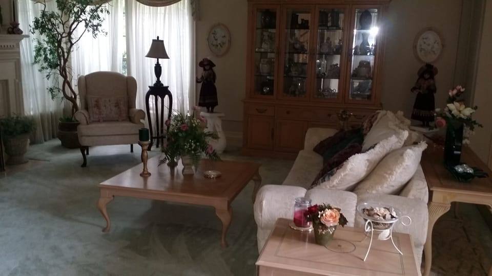 Formal living room