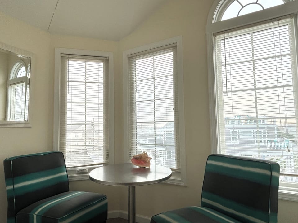 Master bedroom sitting area