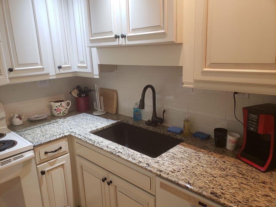Kitchen sink