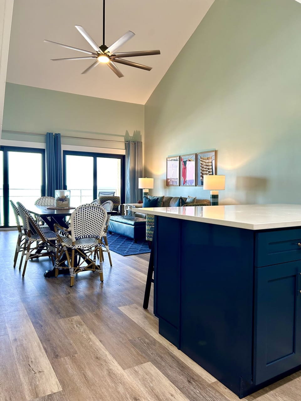 A comfortable & spacious living area leads to the balcony with amazing Gulf view