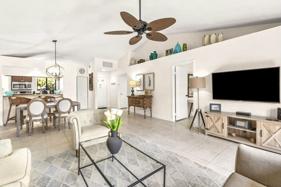 Spacious and airy coastal farmhouse cottage.