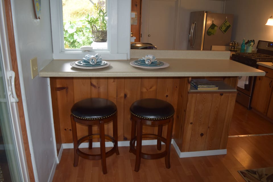 more seating at the bar!