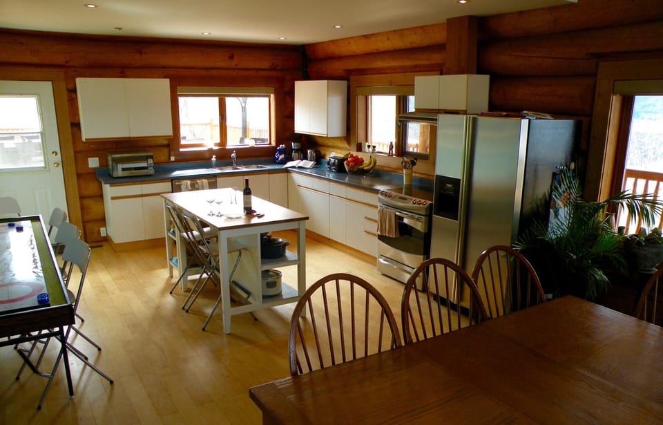 fully stocked kitchen, shuffle-board for the young and young at heart