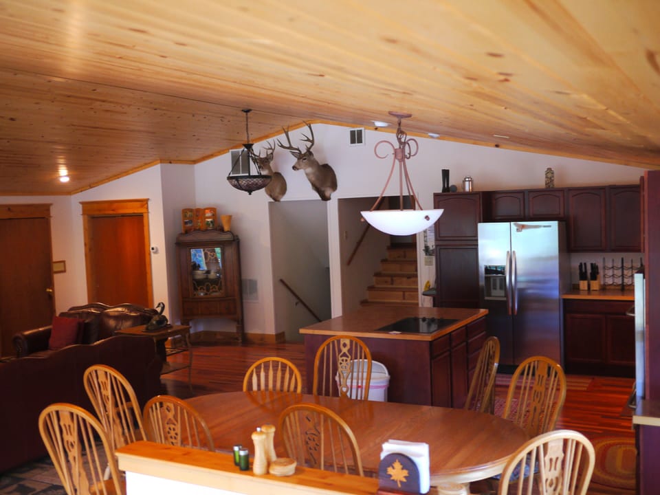 Main Lodge Room w/kitchen, living room, sun room & dining room w/3 large tables