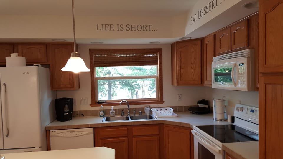 upstairs kitchen 