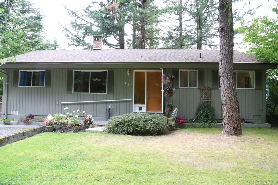 Front of cottage