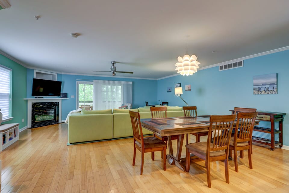 Main Level- open floor concept