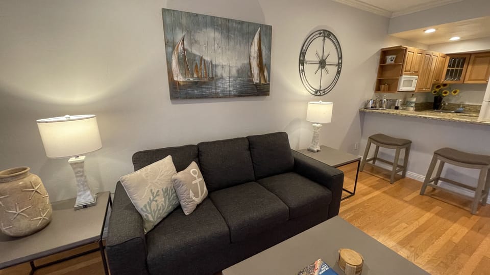 New couch!