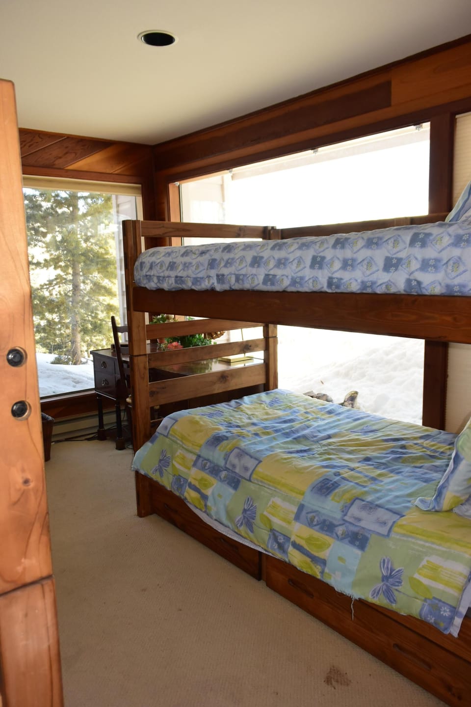 2 sets of bunkbeds downstairs