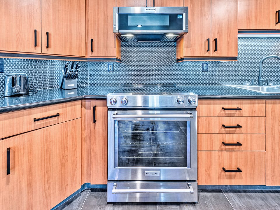 Kitchenaid professional grade stainless steel appliances