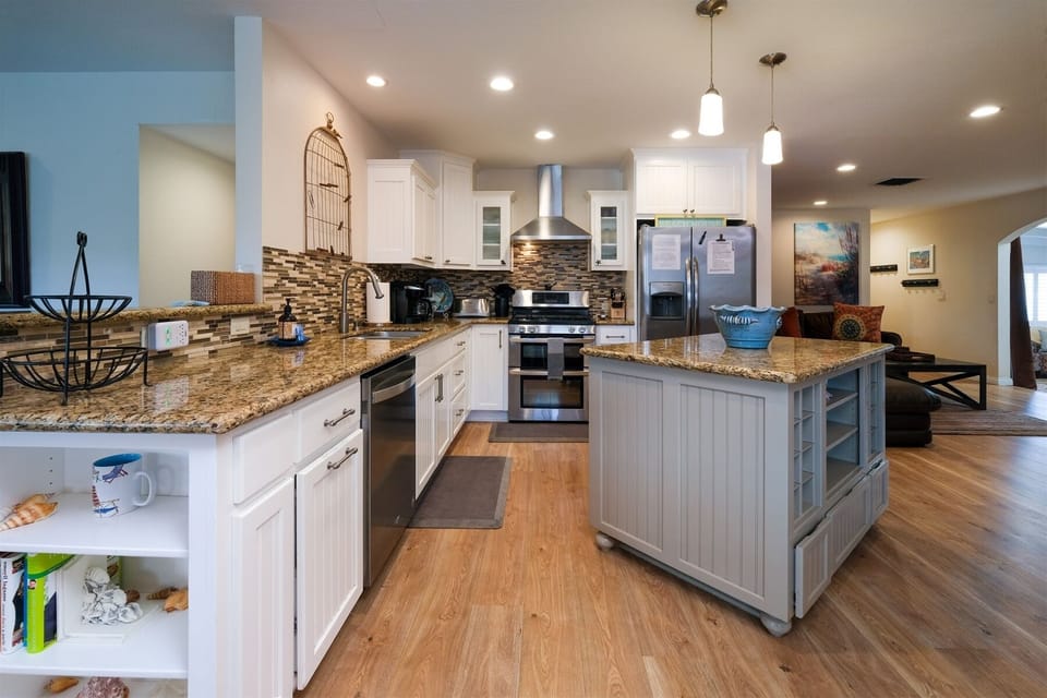You will want to be the cook here so you can be in this beautiful, well-stocked kitchen.  