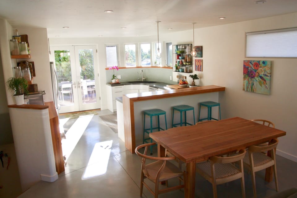 Beautiful Natural Light. Changes throughout the day.