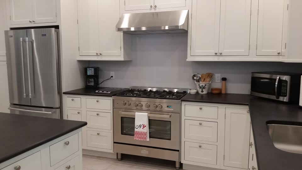 Gourmet Kitchen.