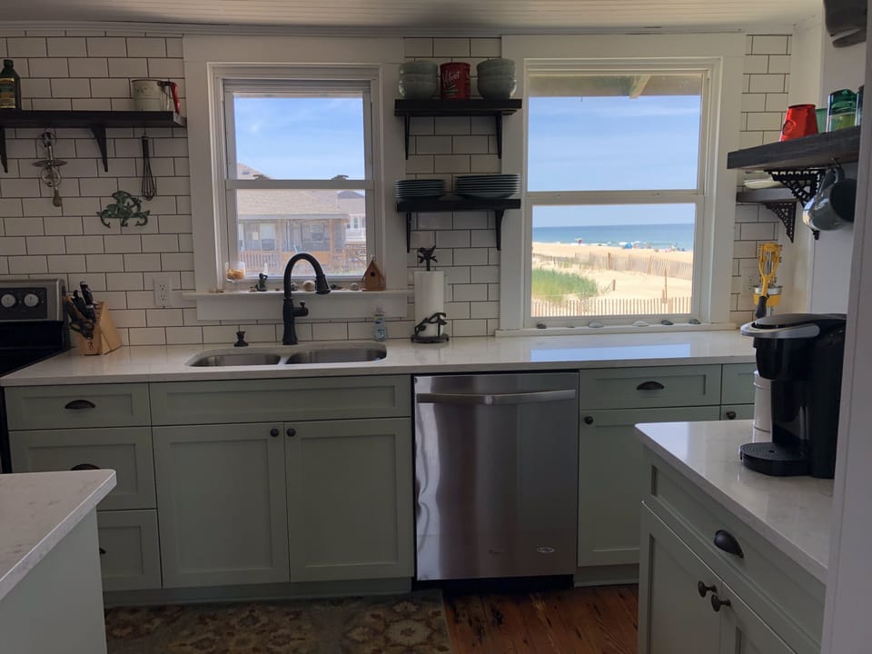 Even the kitchen has oceanfront views!