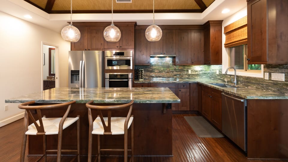 Prepare meals in Gourmet  Kitchen with fresh Hawaii grown foods