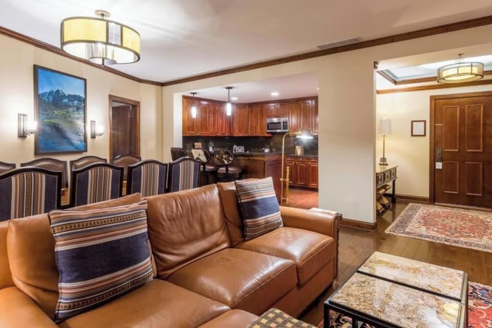 Aspen Ritz 2 Bedroom Residence