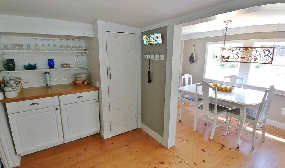 Perfect Serving Area  - For Your Gatherings