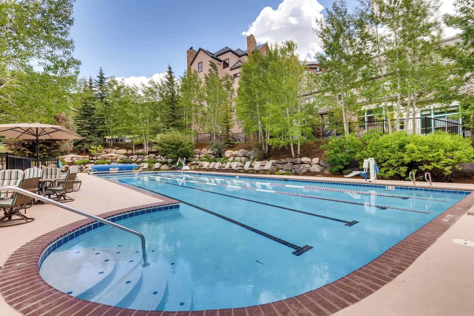 8 Highlands Pool And Patio