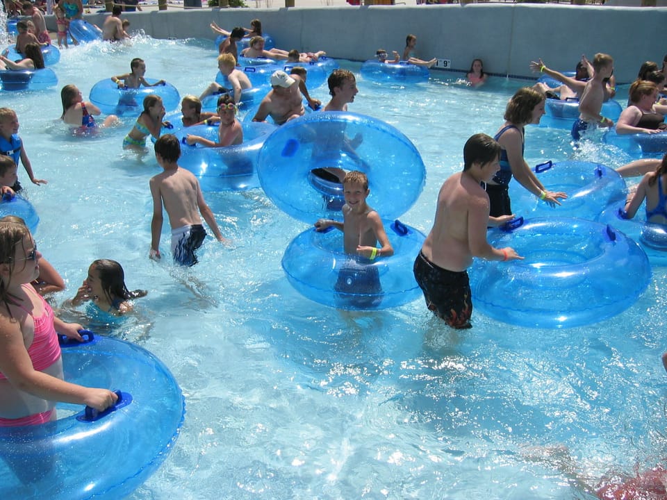 Jellystone Wave pool, water park, walking distance .Not included in rental. 