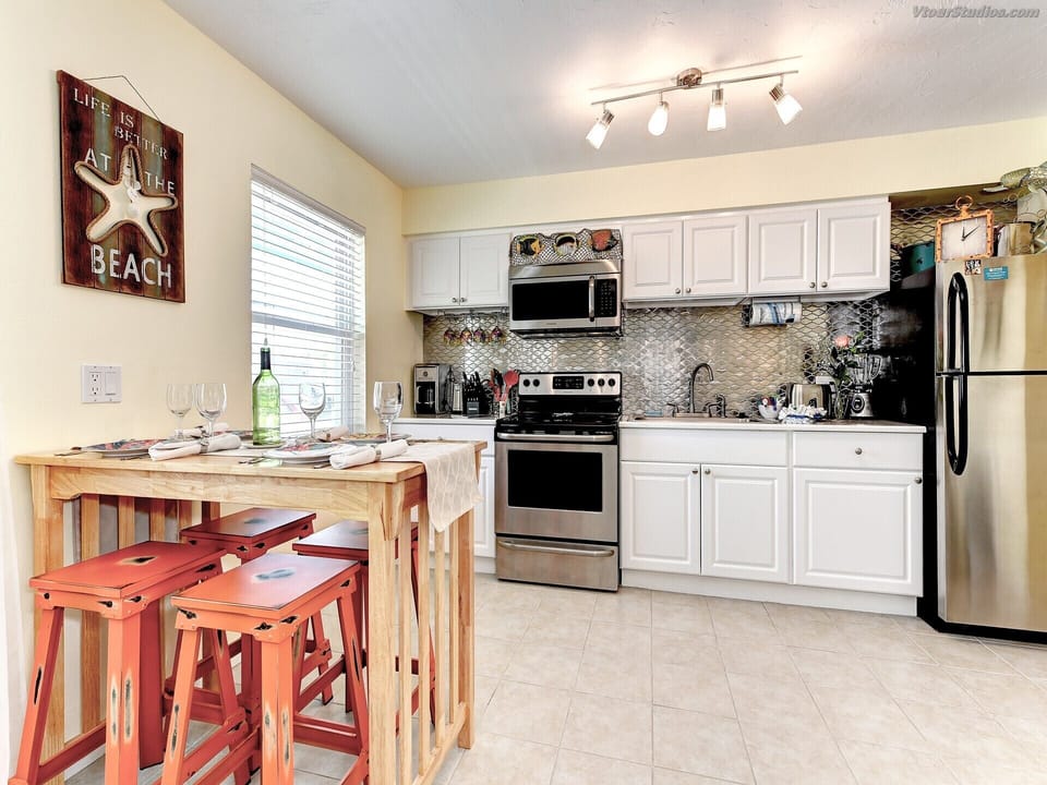 Fully equipped kitchen with stainless appliances
