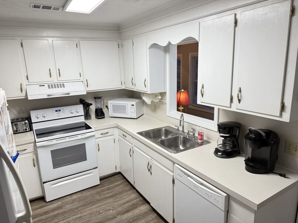 Kitchen w/ Channel View